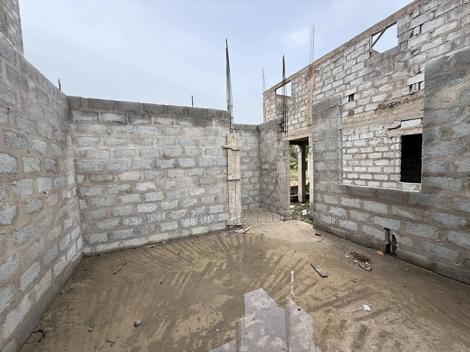 4bdrm House in Adenta, Housing Down for sale in Housing Down