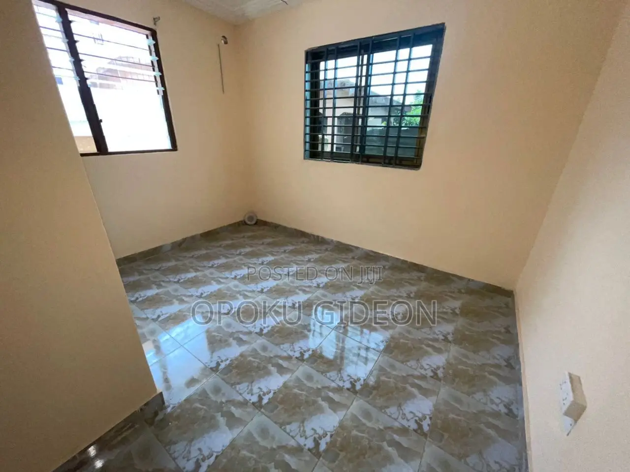 1bdrm Room & Parlour in Anyaa, NIC for rent in NIC