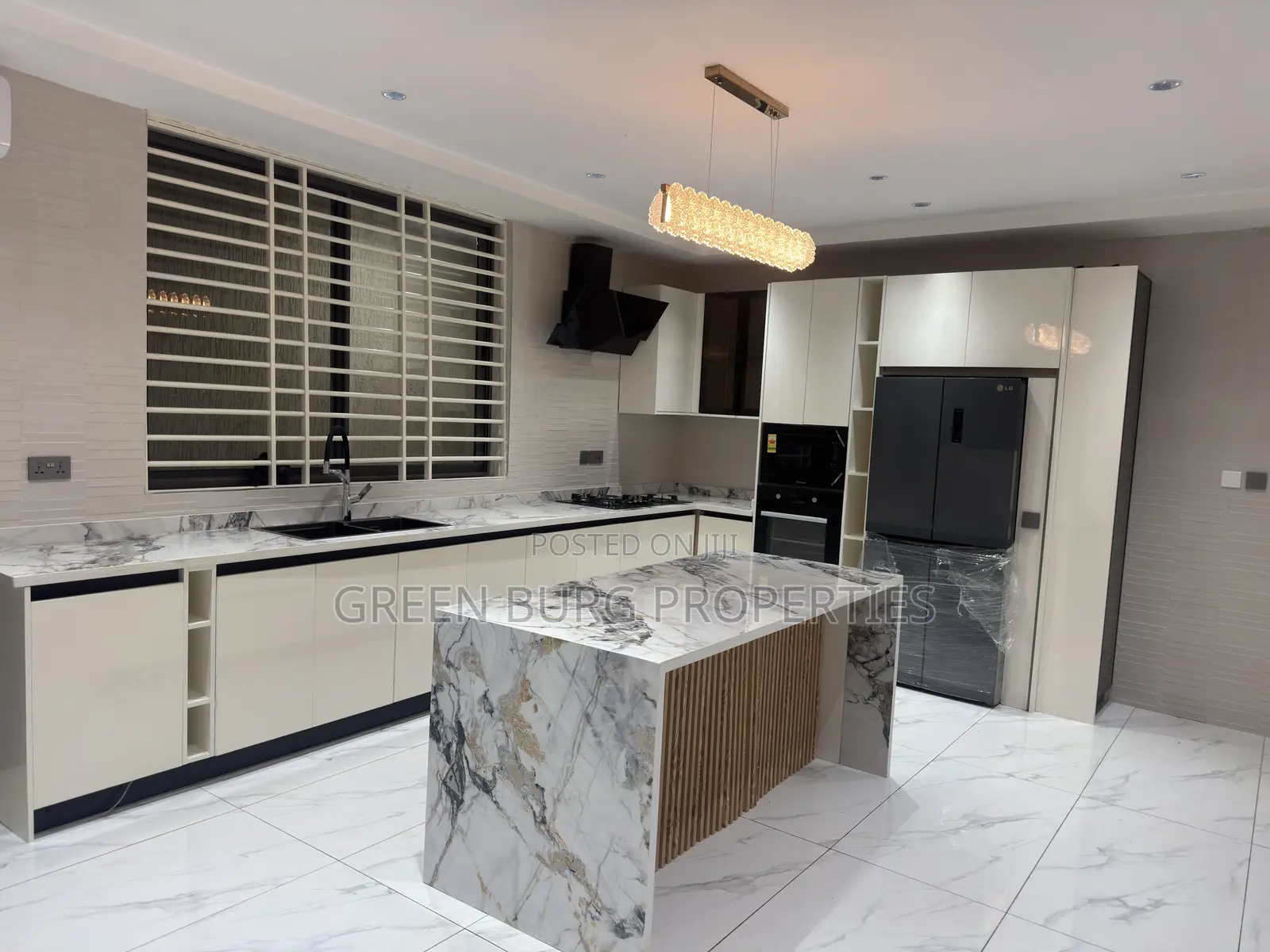4bdrm House in Green, East Legon for sale in East Legon