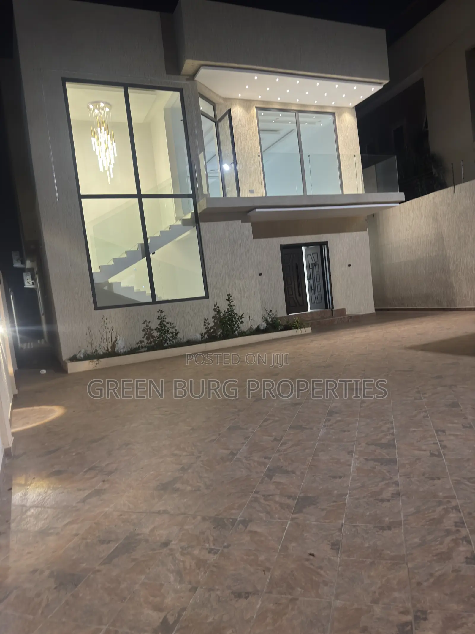 4bdrm House in Green, East Legon for sale in East Legon