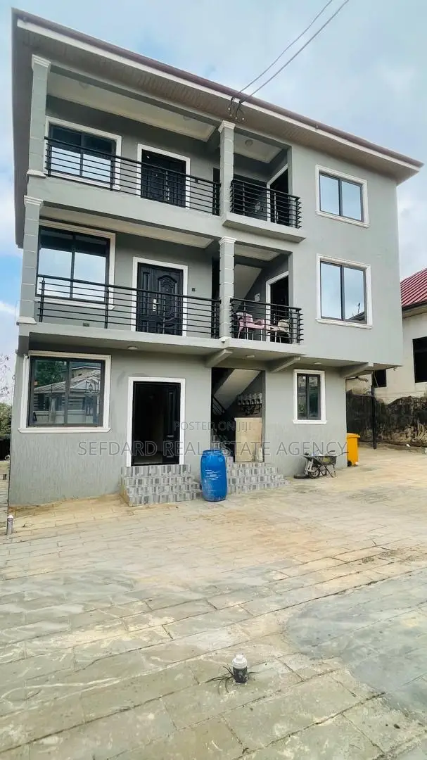 2bdrm Apartment in Sefdard Properties, Pokuase for rent in Pokuase