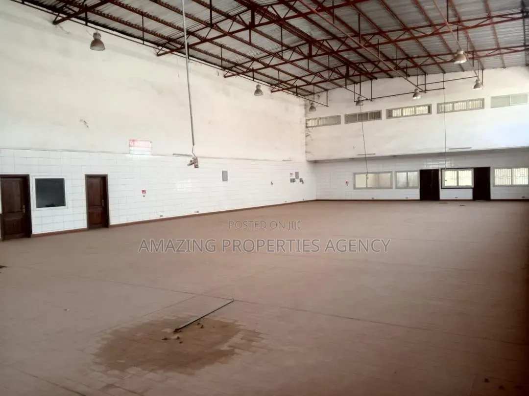 Premium Car Showroom Facility in Takoradi in Takoradi