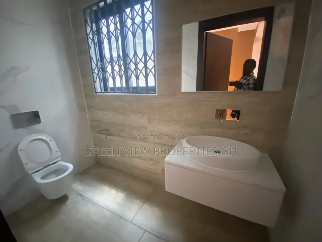 4bdrm Duplex in East Legon for rent in East Legon