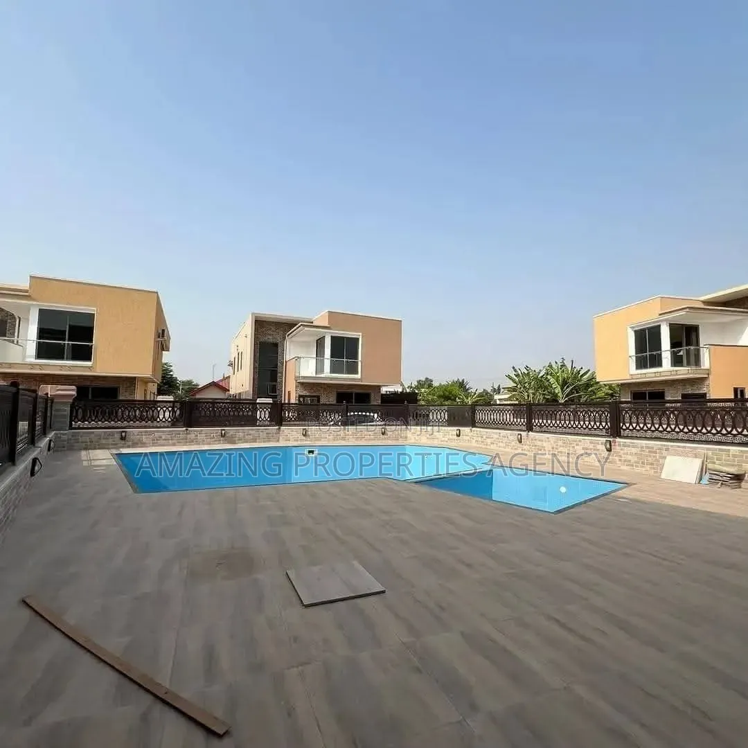 3bdrm Townhouse / Terrace in East Legon, A&C Mall Area for rent in A&C Mall Area