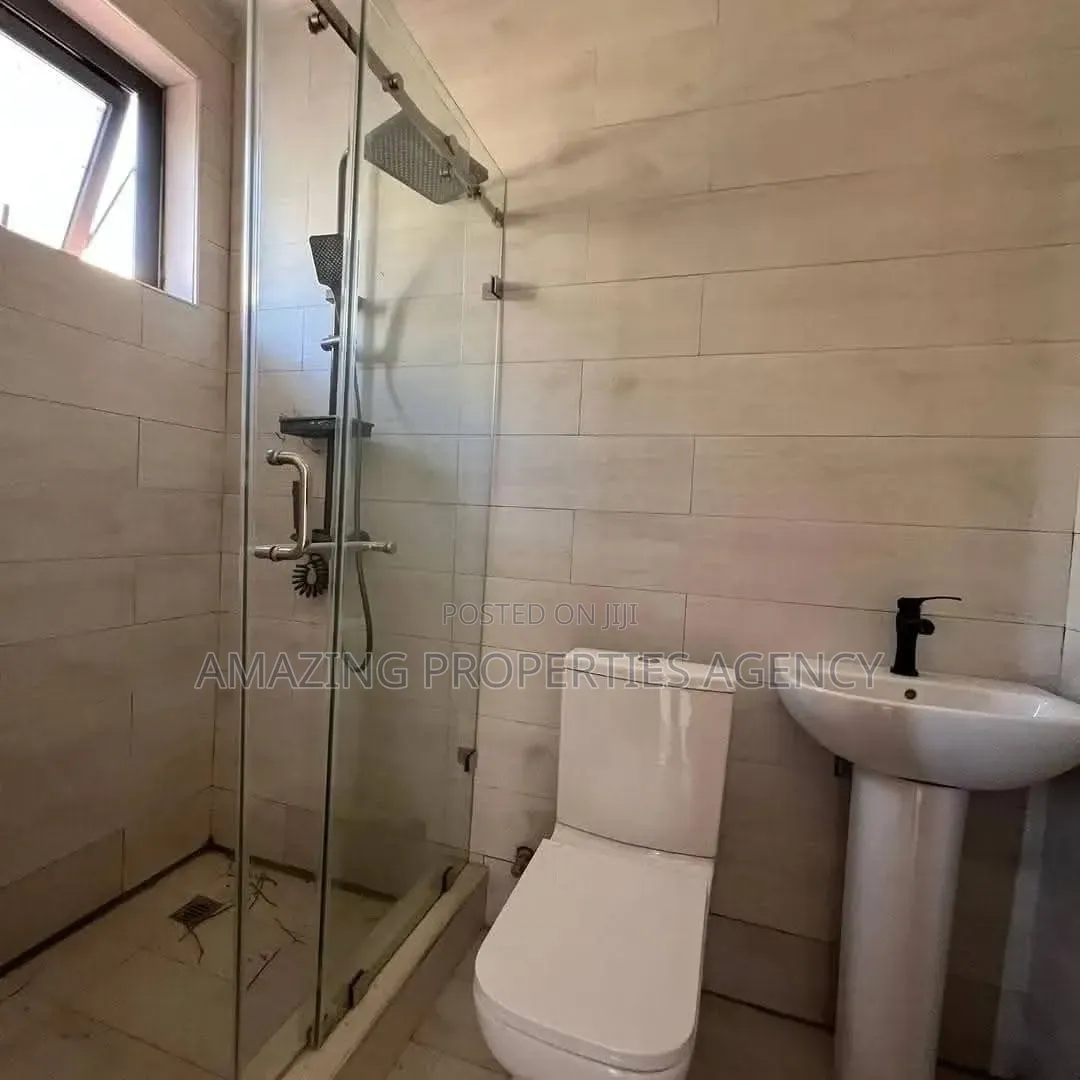 3bdrm Townhouse / Terrace in East Legon, A&C Mall Area for rent in A&C Mall Area