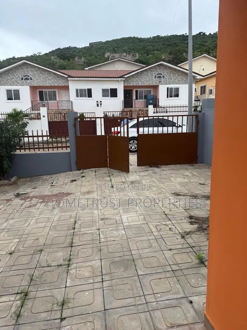 2bdrm House in Oyarifa, Owusu Ansah for sale in Owusu Ansah