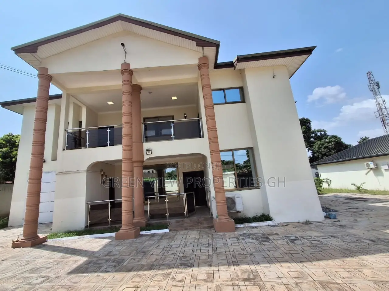 6bdrm Mansion in East Legon for rent in East Legon