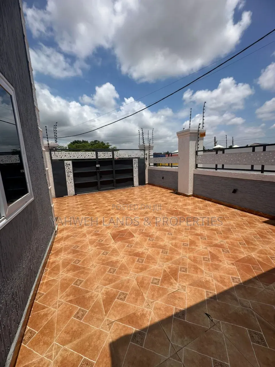 3bdrm House in Baatsona Total for rent in Baatsona Total