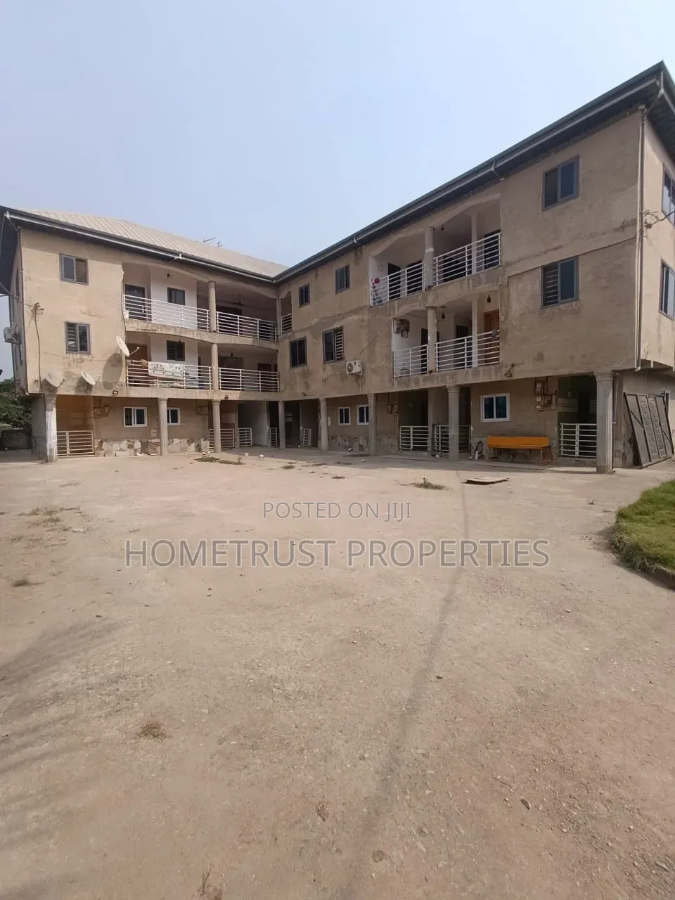 20bdrm Apartment in Amasaman Doboro for sale in Amasaman