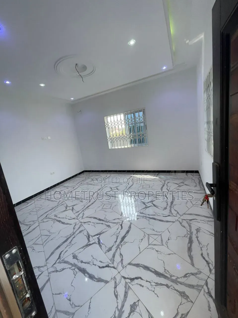 20bdrm Apartment in Amasaman Doboro for sale in Amasaman
