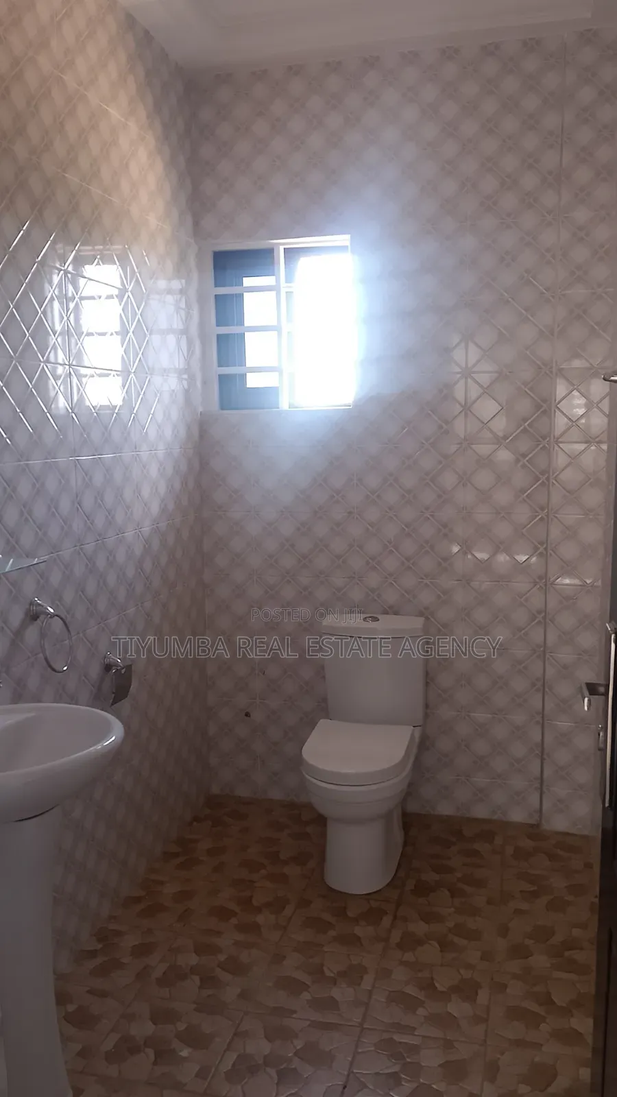 3bdrm Apartment in Tiyumba Real Estate, Asore Junction for rent in Asore Junction