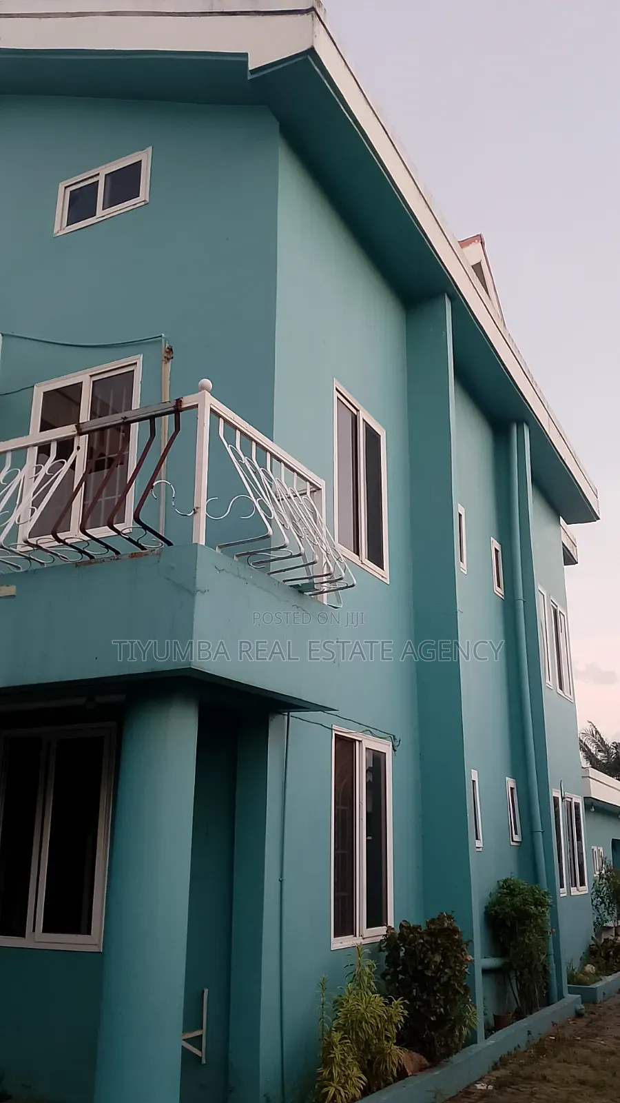 10 Bedroom House for Rent as Commercial Space. in American House