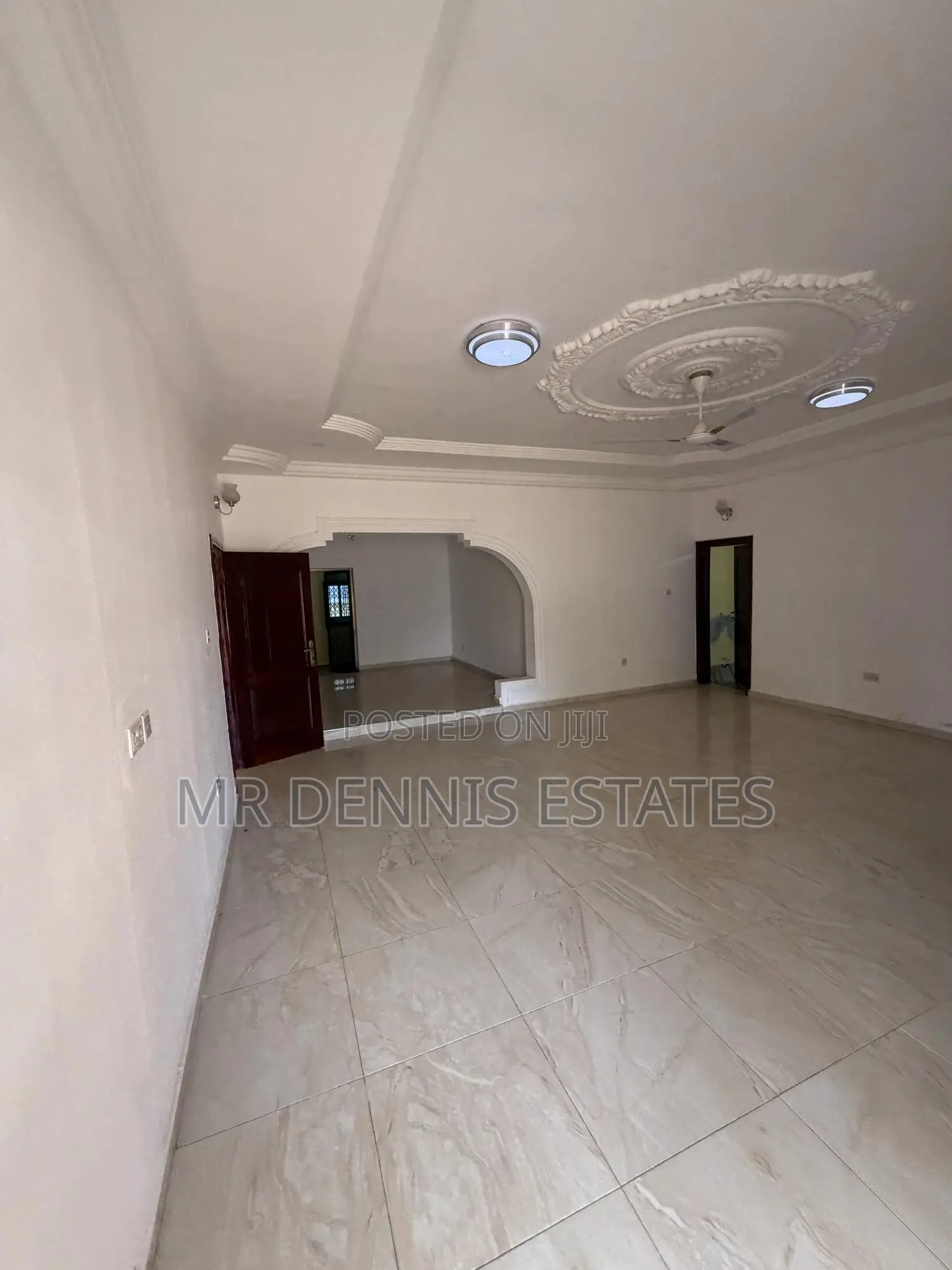 4bdrm Apartment in Westhills Mall for rent in West Hills Mall Area