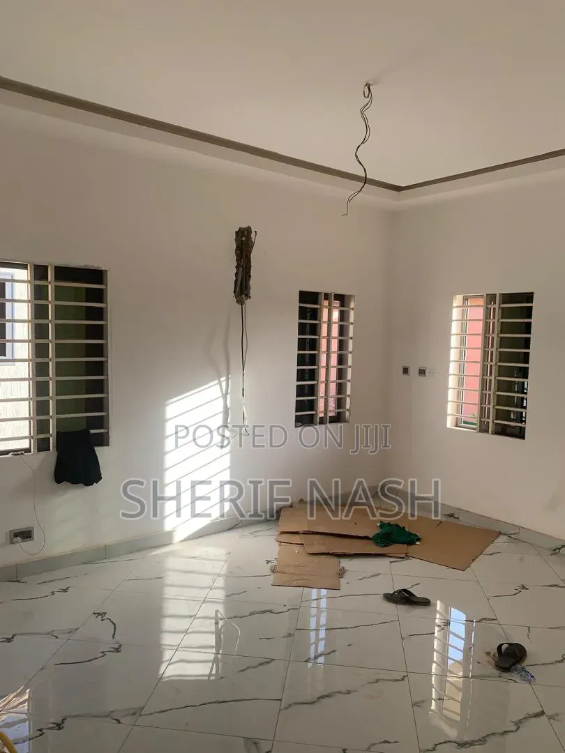 4bdrm Duplex in Hatso Boshe, Accra Metropolitan for sale in Accra Metropolitan