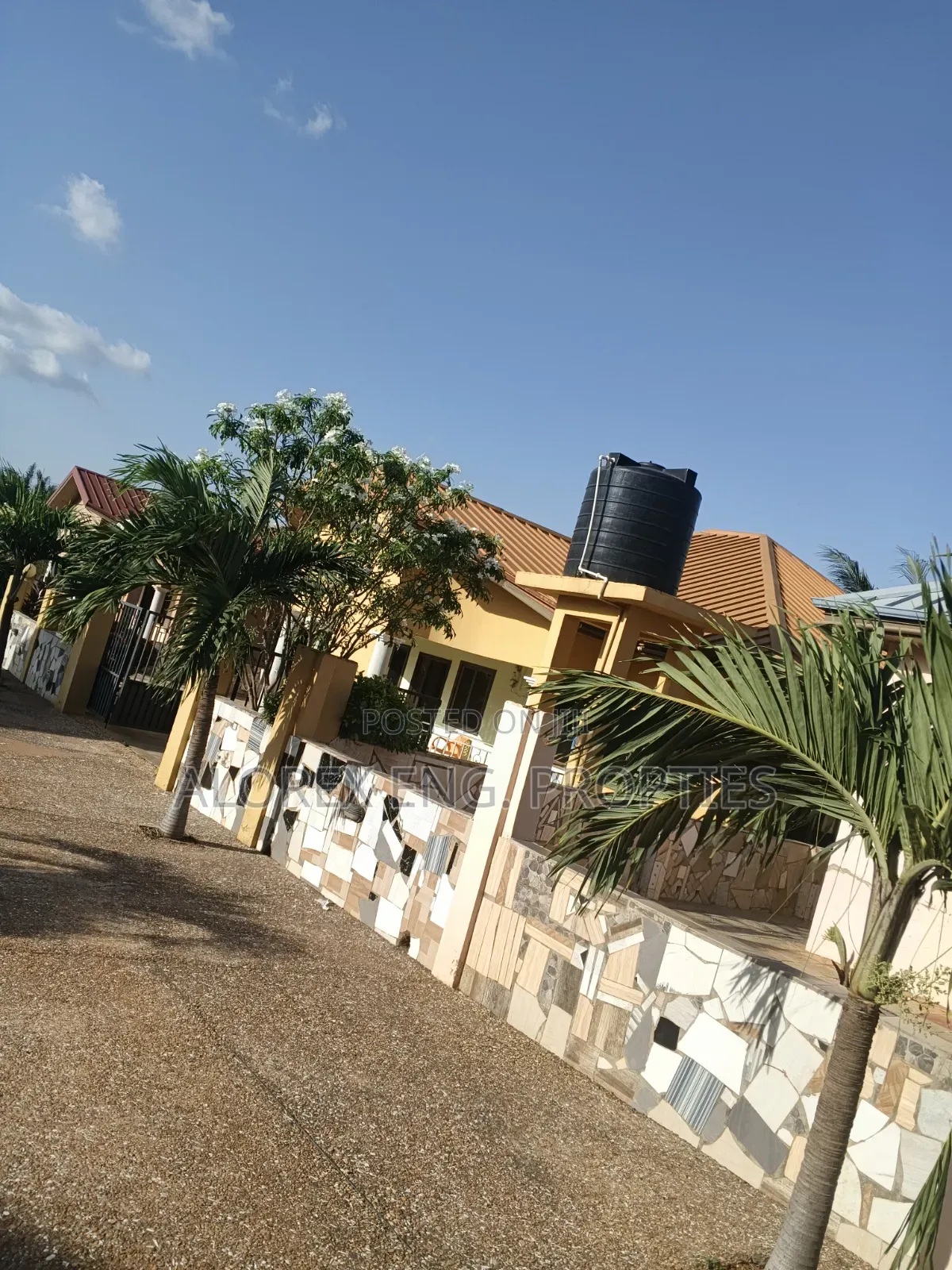 4bdrm House in Oyarifa, Ghana Flag for rent in Ghana Flag