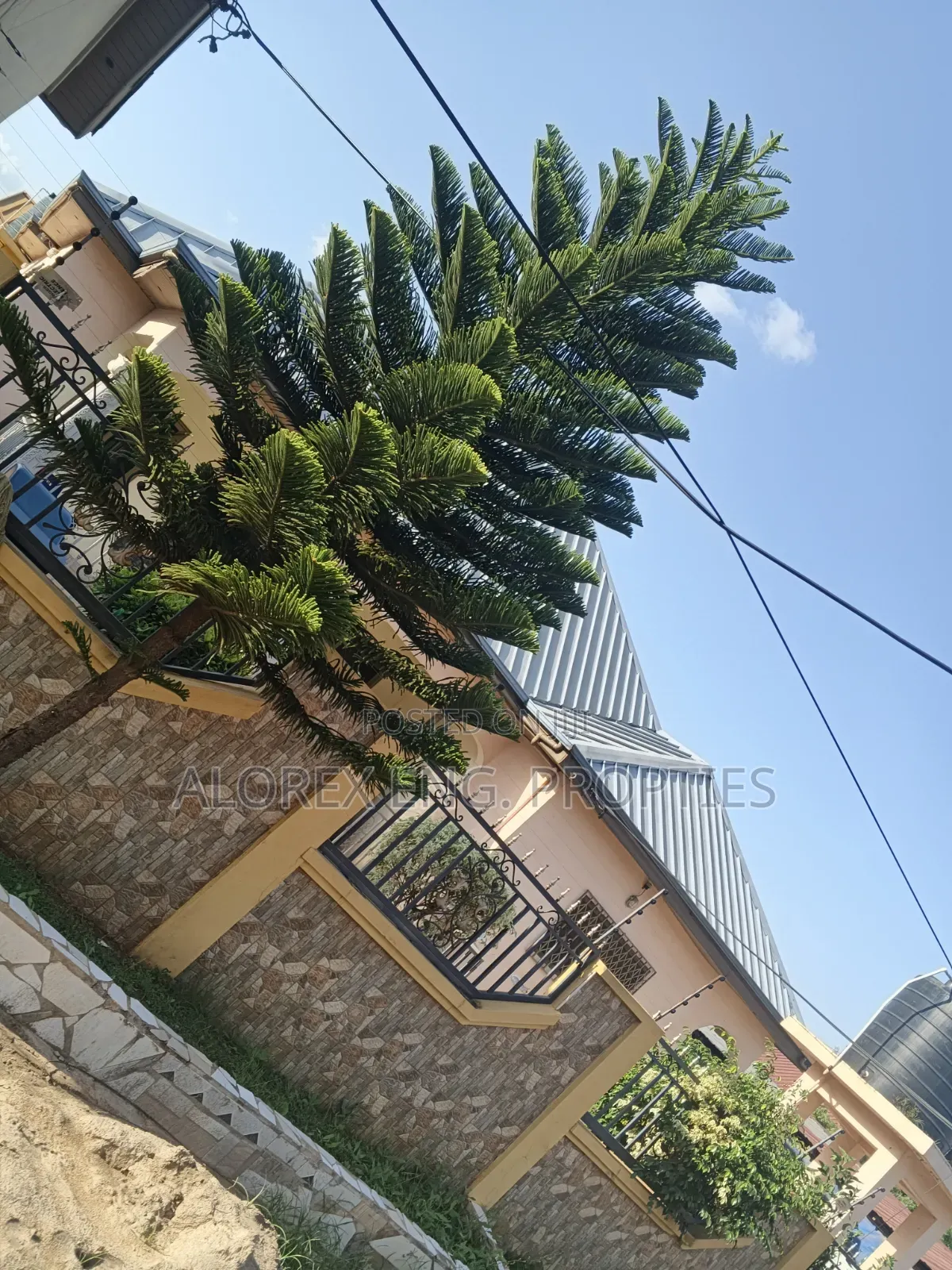 4bdrm House in Oyarifa, Ghana Flag for rent in Ghana Flag