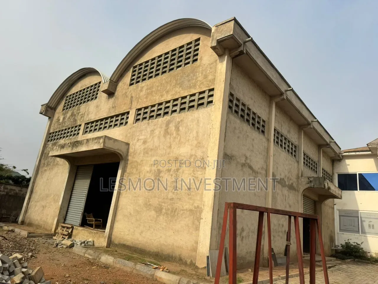 Warehouse Measuring 500sqm at Acp Pokuasi for Rent in Post Office Area