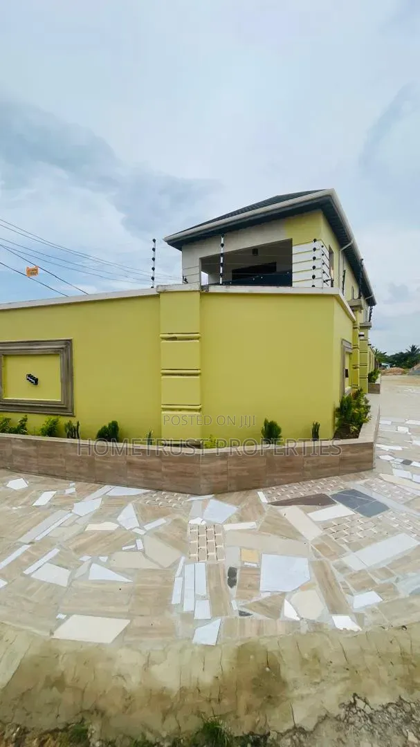 3bdrm Duplex in Amasaman 3 Junction for sale in Amasaman