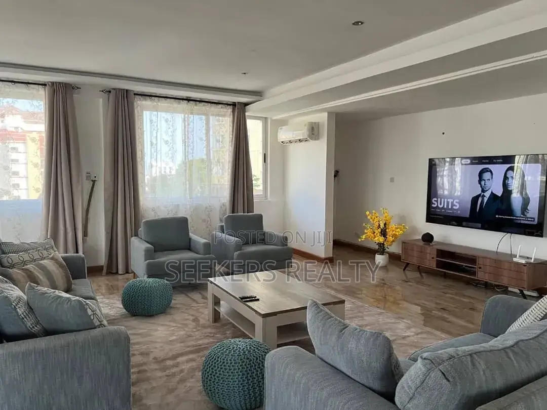 Furnished 3bdrm Apartment in Seekers Realty, Oxford Street for rent in Oxford Street