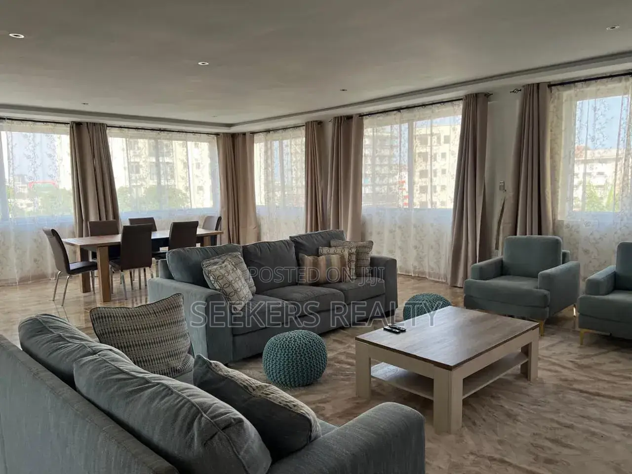 Furnished 3bdrm Apartment in Seekers Realty, Oxford Street for rent in Oxford Street
