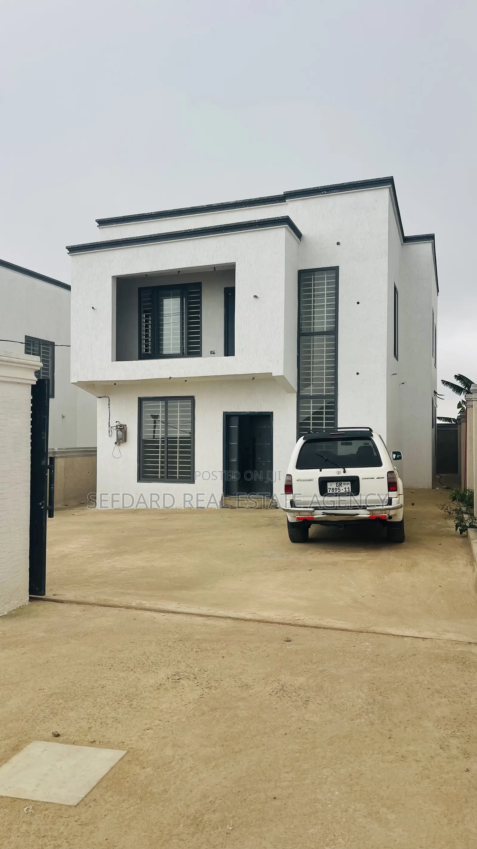3bdrm Duplex in Sefdard Properties, Kwabenya for sale in Kwabenya