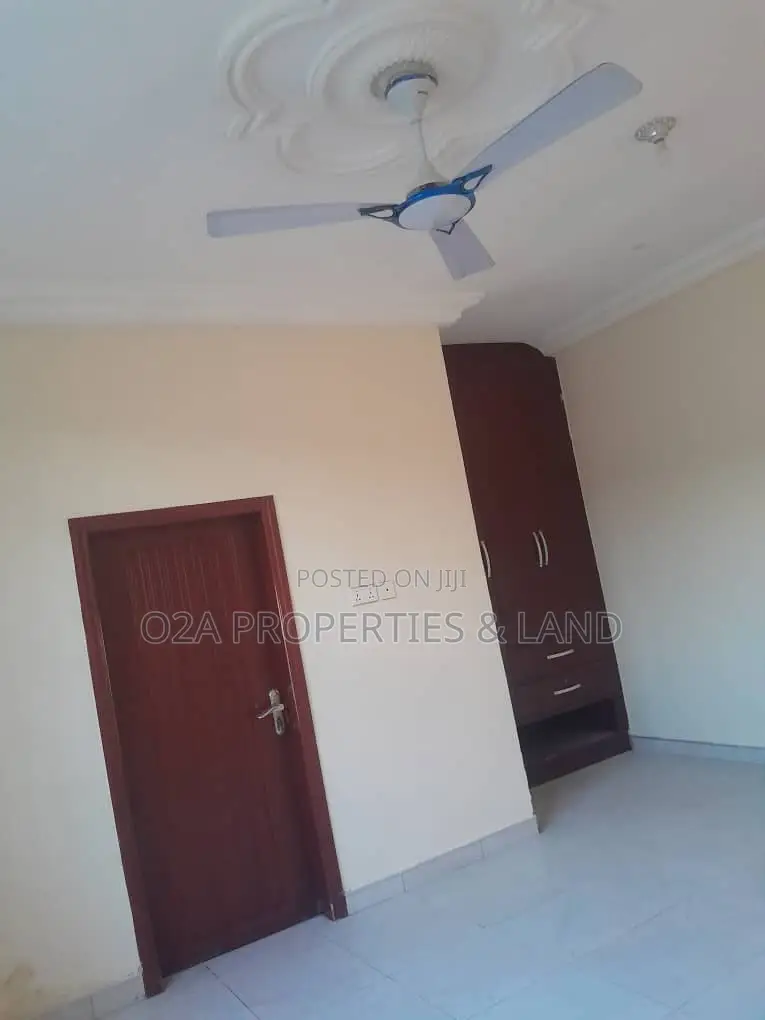 2bdrm Apartment in Ghana Flag for rent in Ghana Flag