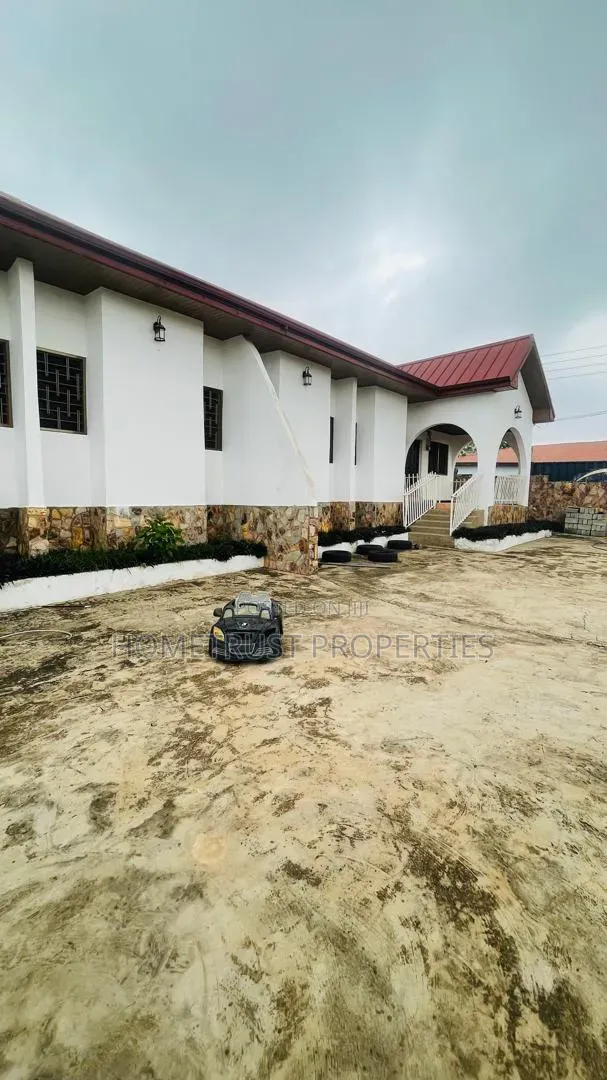 3bdrm Apartment in Ashongman, Kwabenya for rent in Kwabenya