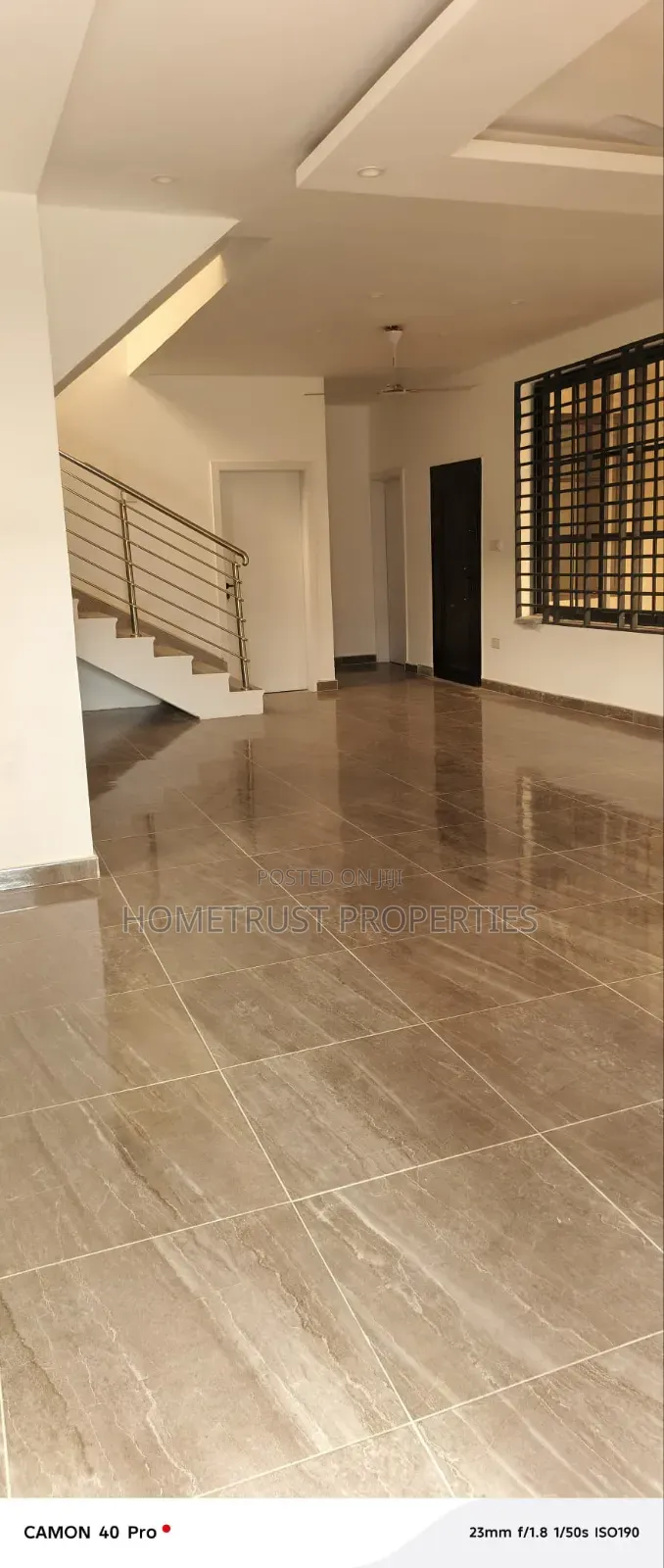 6bdrm Duplex in Ashongman Bank Of, Kwabenya for rent in Kwabenya
