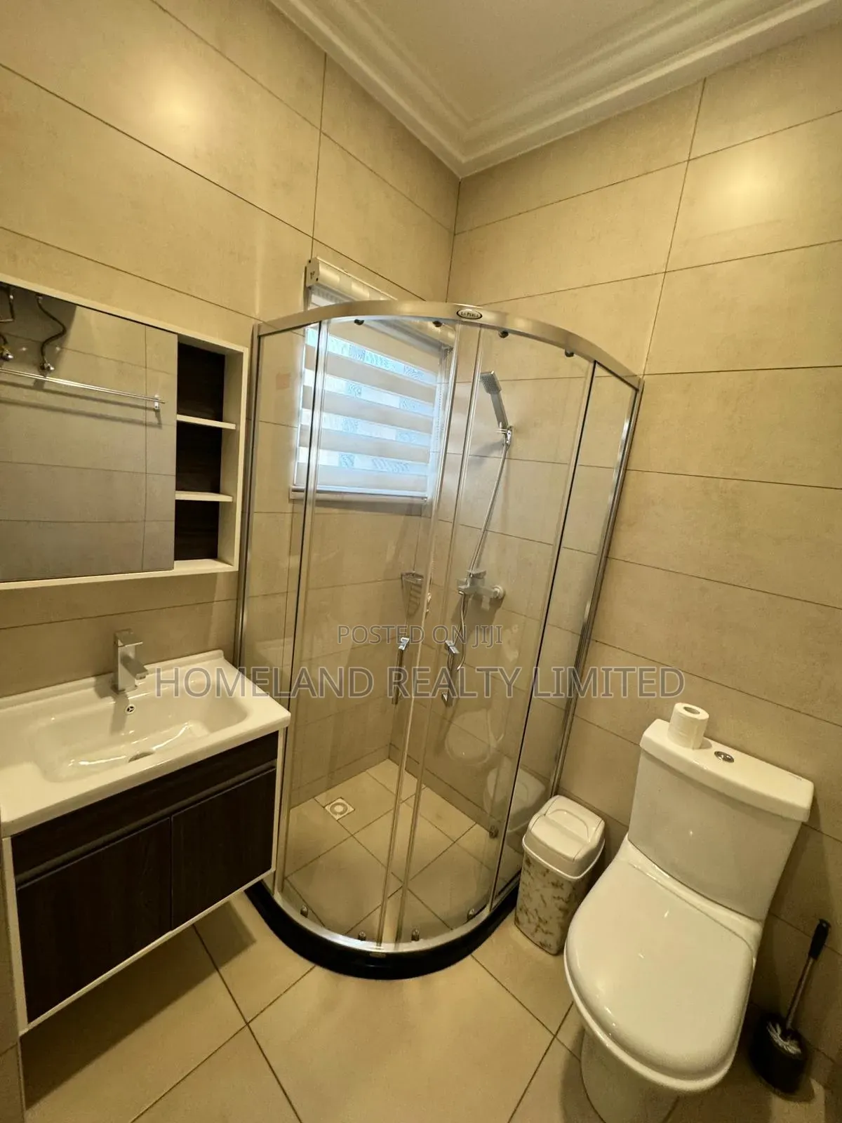 4bdrm Duplex in Hatso, Papao for rent in Papao