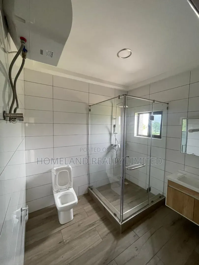 4bdrm Duplex in Westland, Police Station for rent in Police Station