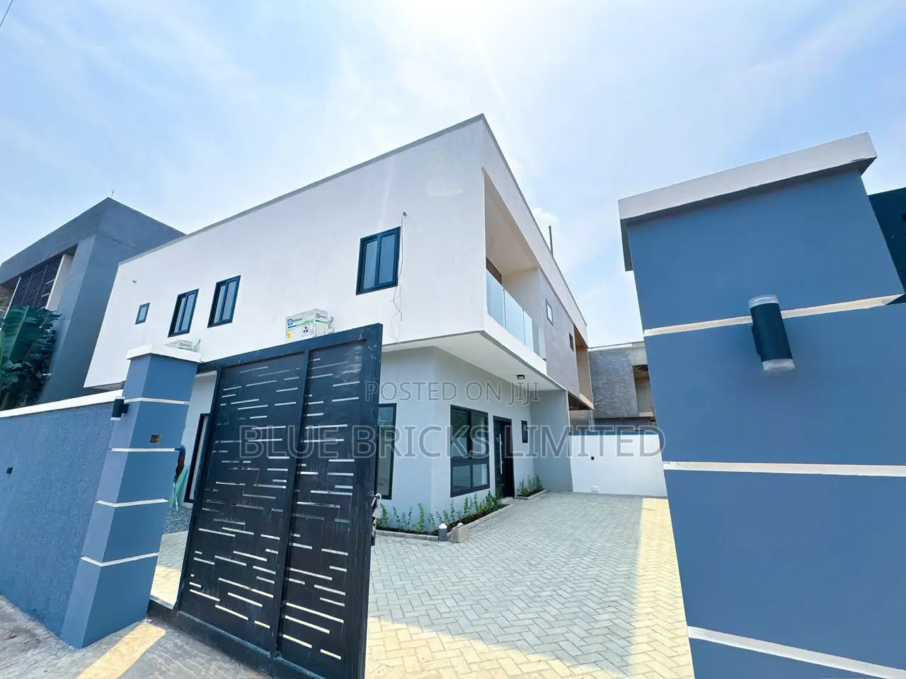 3bdrm House in Adenta, Barrier for sale in Barrier
