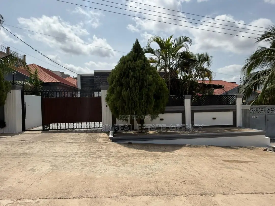 3bdrm House in Sefdard Properties, Kwabenya for sale in Kwabenya
