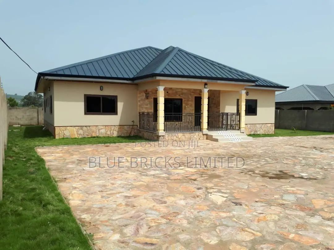 3bdrm House in Royal Senchi, Asuogyaman for sale in Asuogyaman
