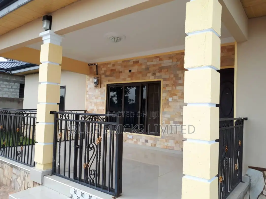 3bdrm House in Royal Senchi, Asuogyaman for sale in Asuogyaman
