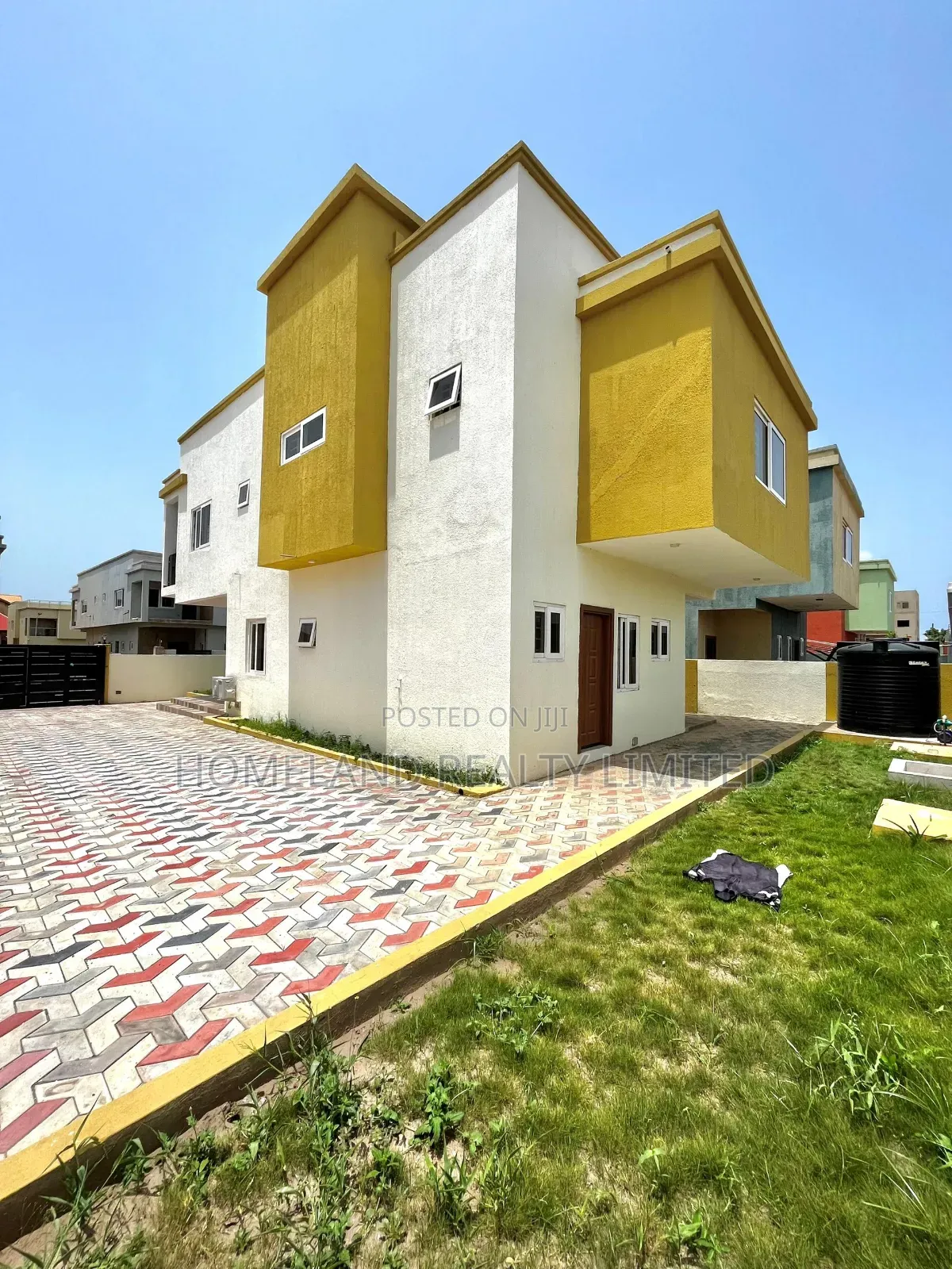 4bdrm Duplex in Manet Estate for rent in Manet Court