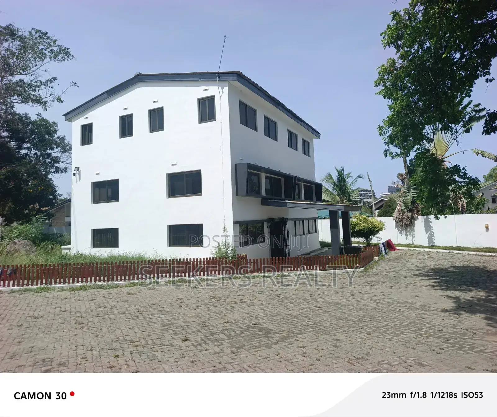 Premium Office Space for Rent – Airport Residential Area in Airport Residential Area