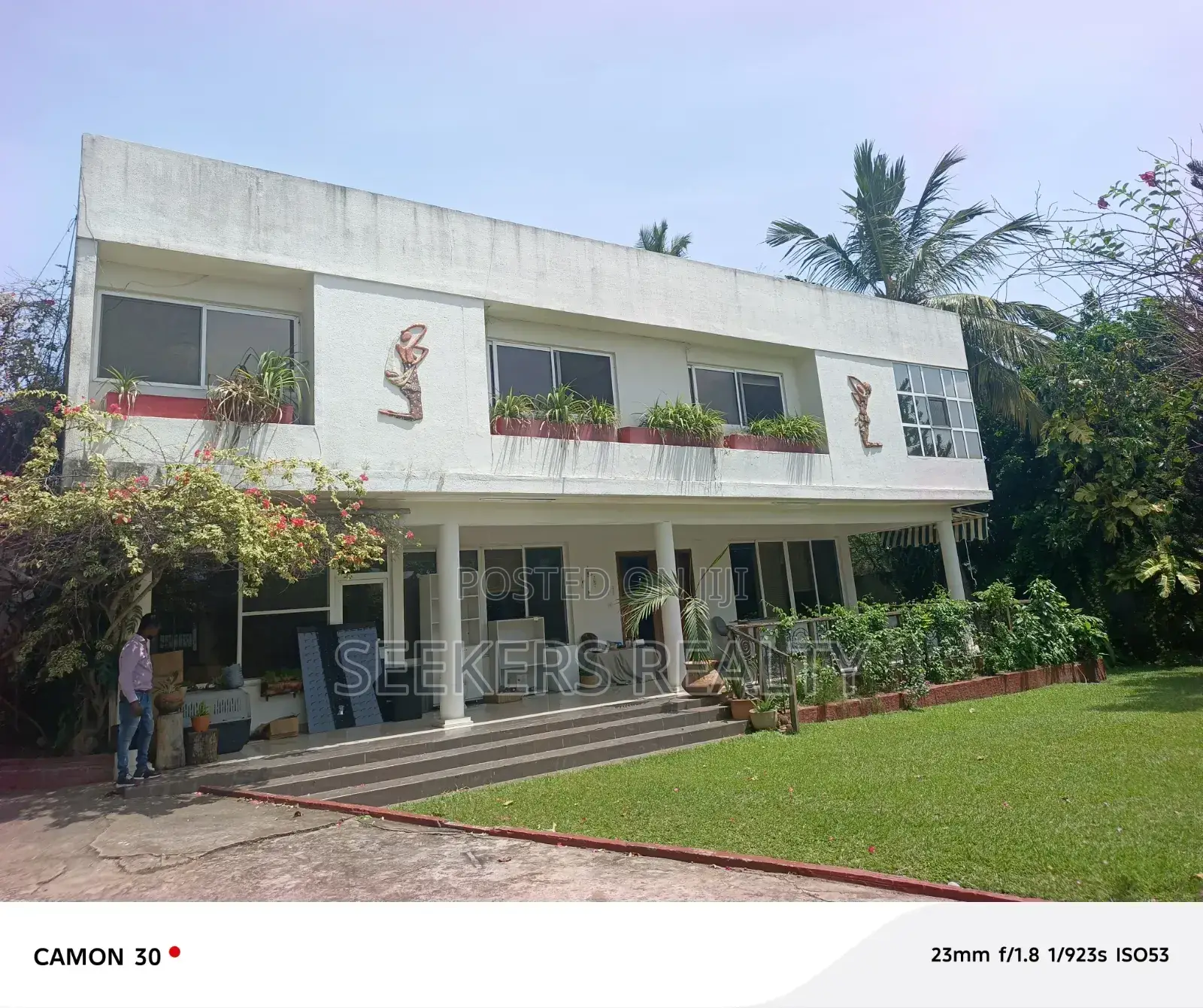 8bdrm House in Seekers Realty, Airport Residential Area for rent in Airport Residential Area