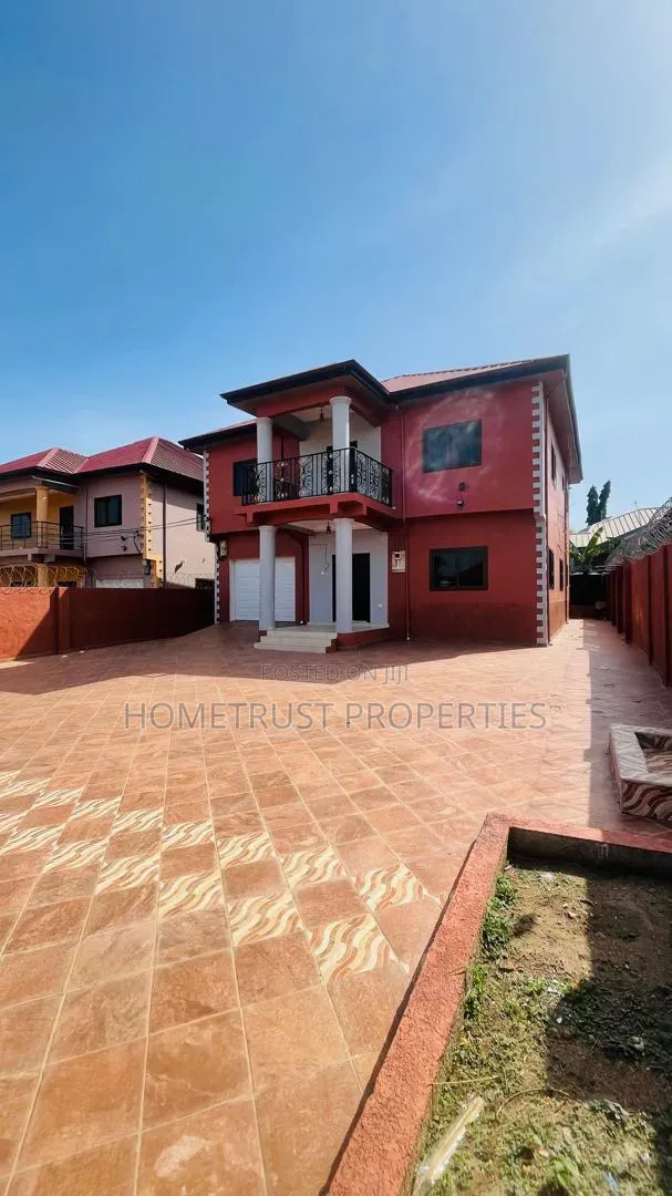 5bdrm Duplex in Pokuase Amanfrom for rent in Pokuase