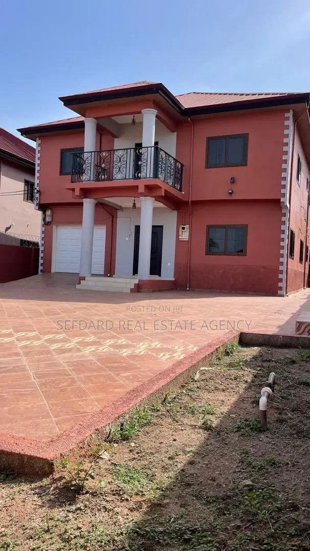 5bdrm Duplex in Sefdard Properties, Pokuase for rent in Pokuase