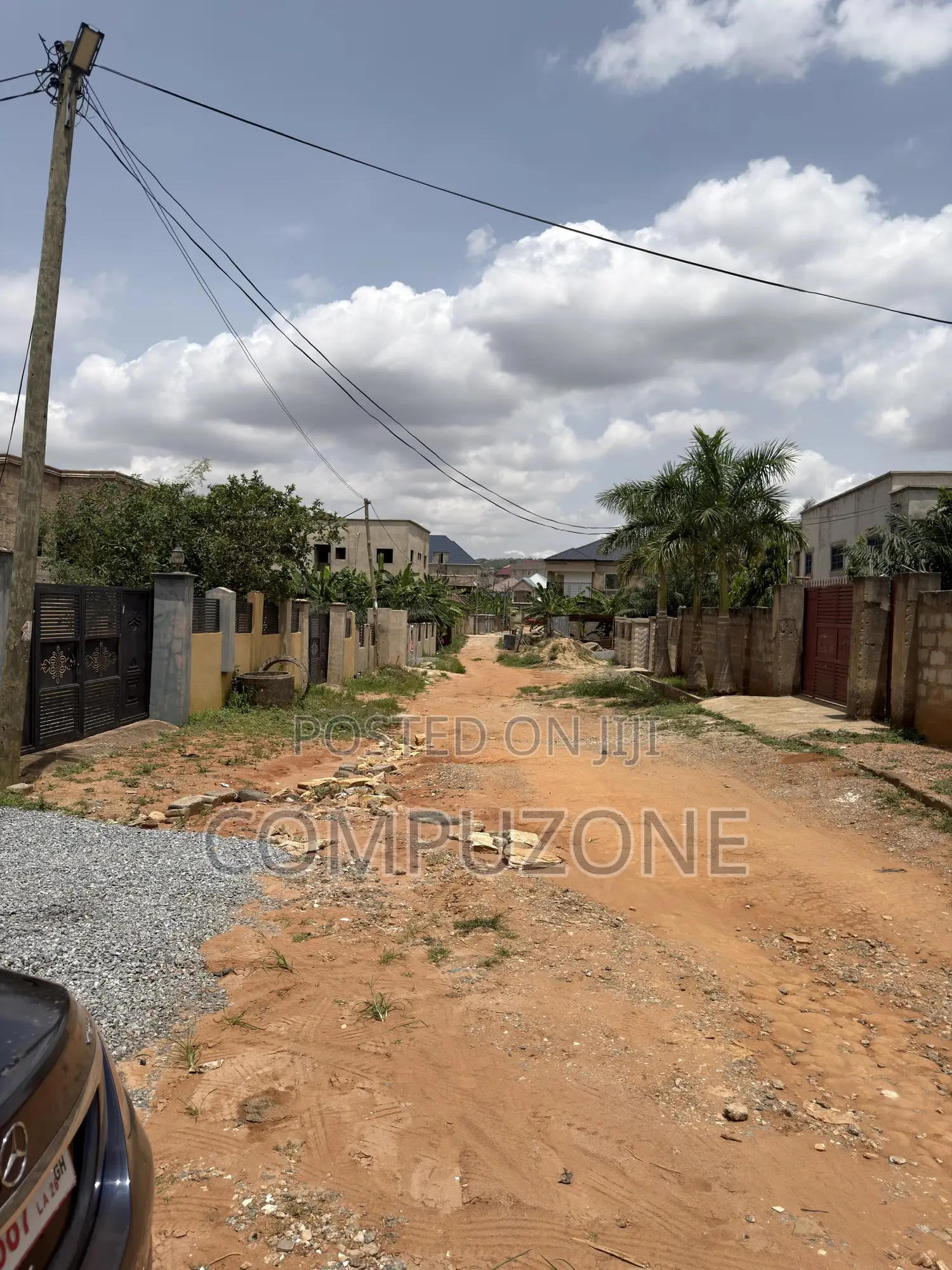 Land Uncompleted House at Abokobi in Abokobi