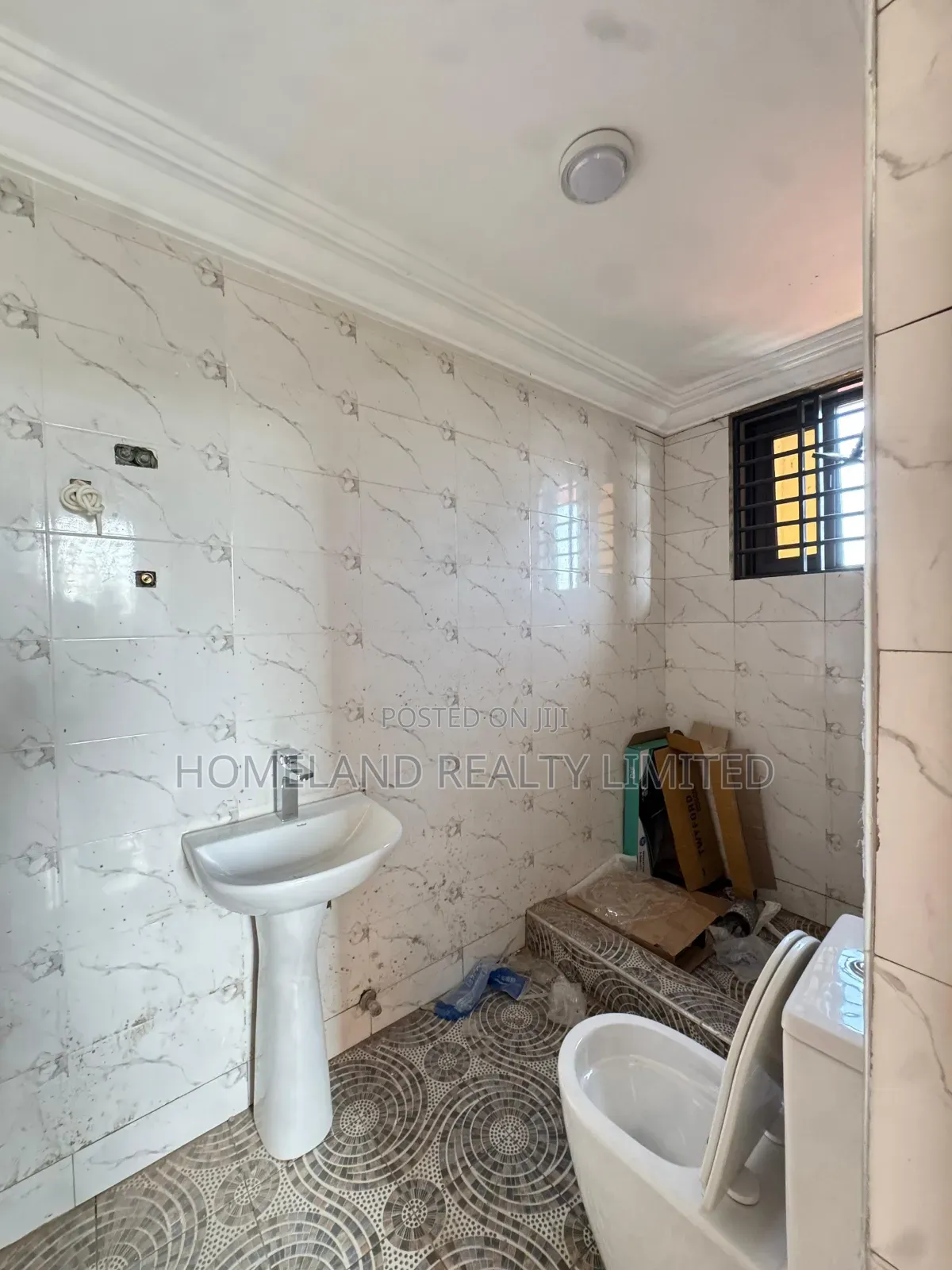 2bdrm Apartment in Madina Estate for rent in Estate