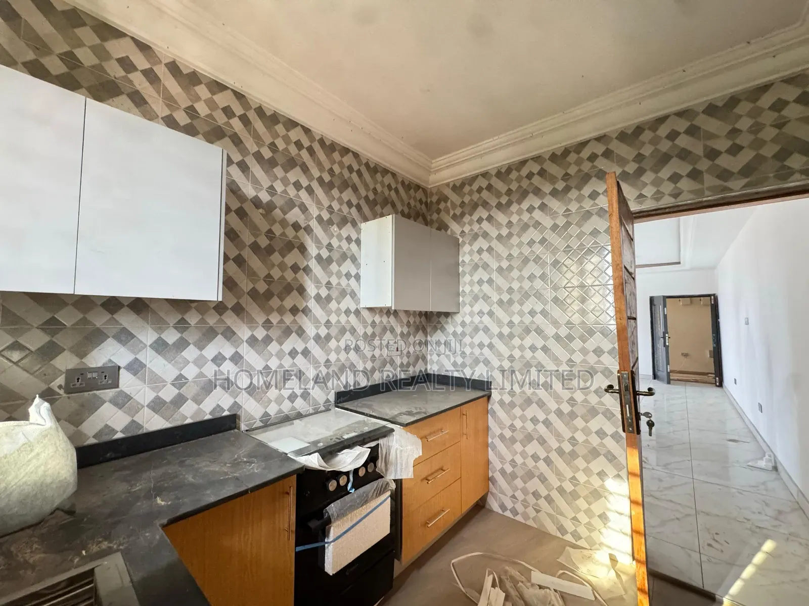 1bdrm Apartment in Madina Estate for rent in Estate