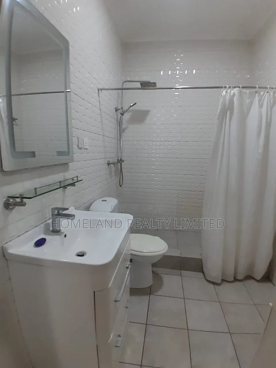 3bdrm Duplex in Adenta Barrier Rowi for rent in Barrier