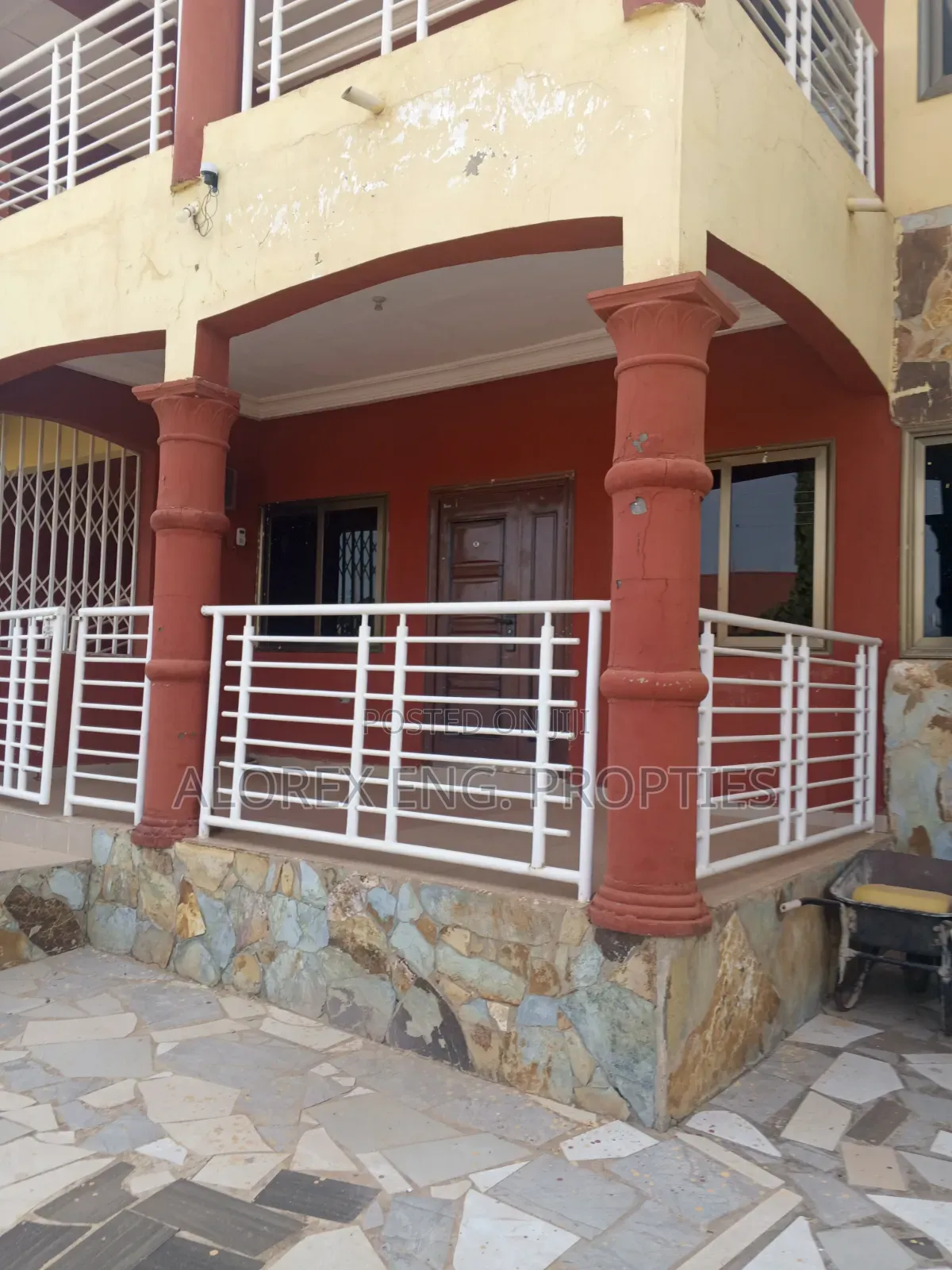 2bdrm Apartment in Amanfro, Frafraha for rent in Frafraha