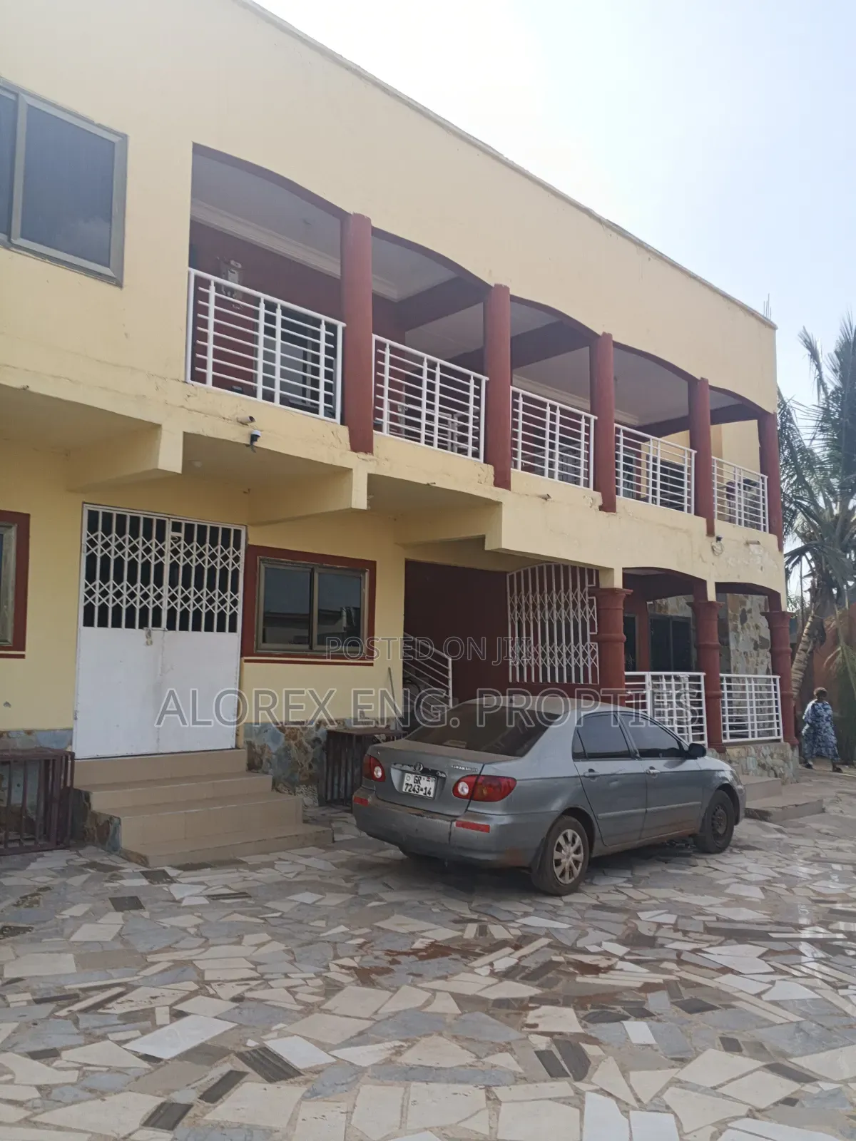 2bdrm Apartment in Amanfro, Frafraha for rent in Frafraha