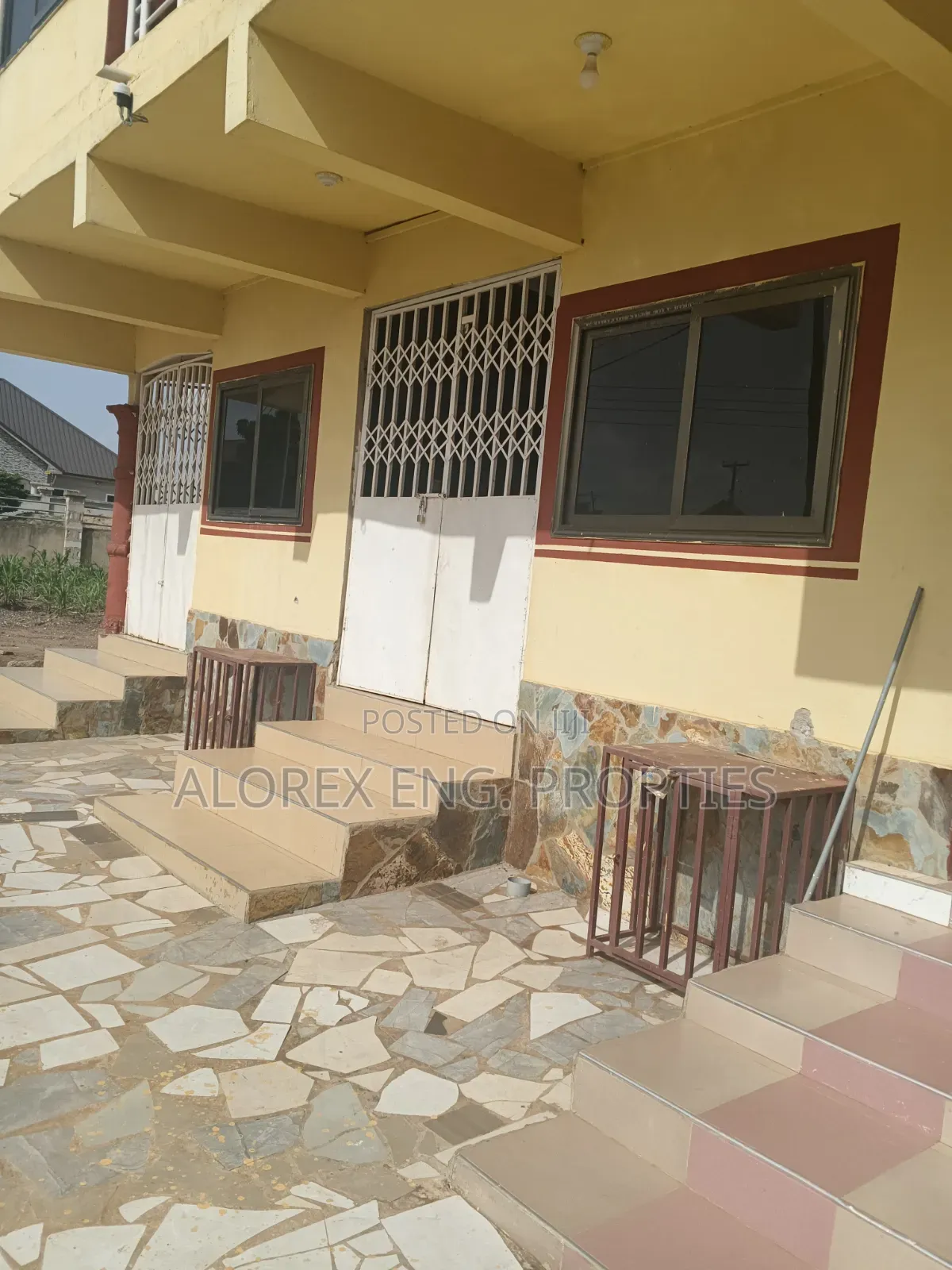 1bdrm Apartment in Adenta, Frafraha for rent in Frafraha