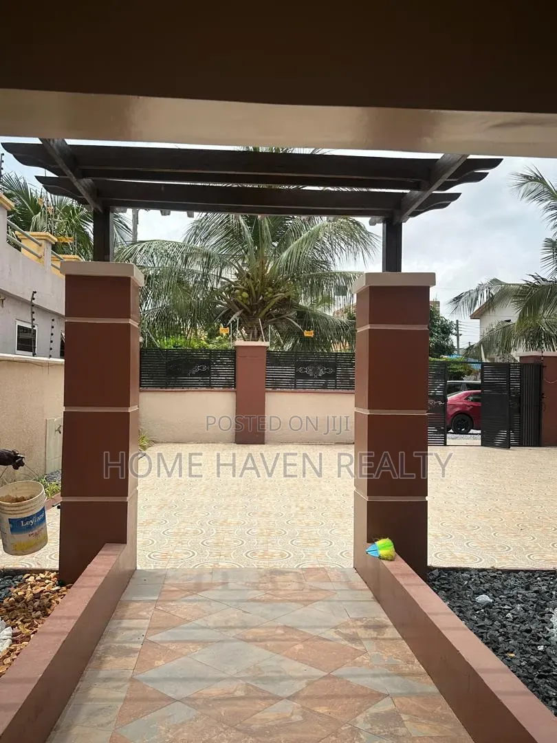 4bdrm House in North Legon for rent in North Legon