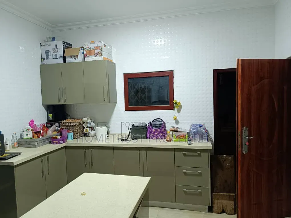 5bdrm Duplex in Amasaman Pobiman for sale in Amasaman
