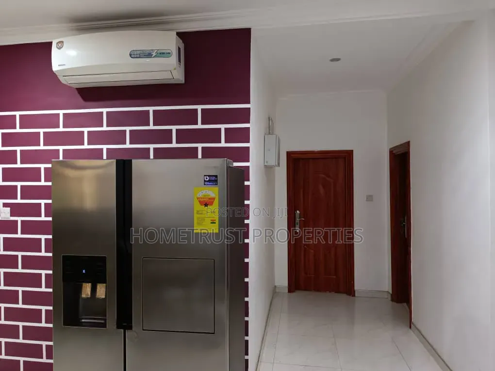 5bdrm Duplex in Amasaman Pobiman for sale in Amasaman