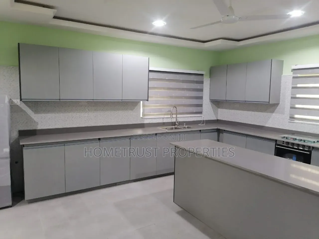 4bdrm House in Pokuase Abensu for sale in Pokuase